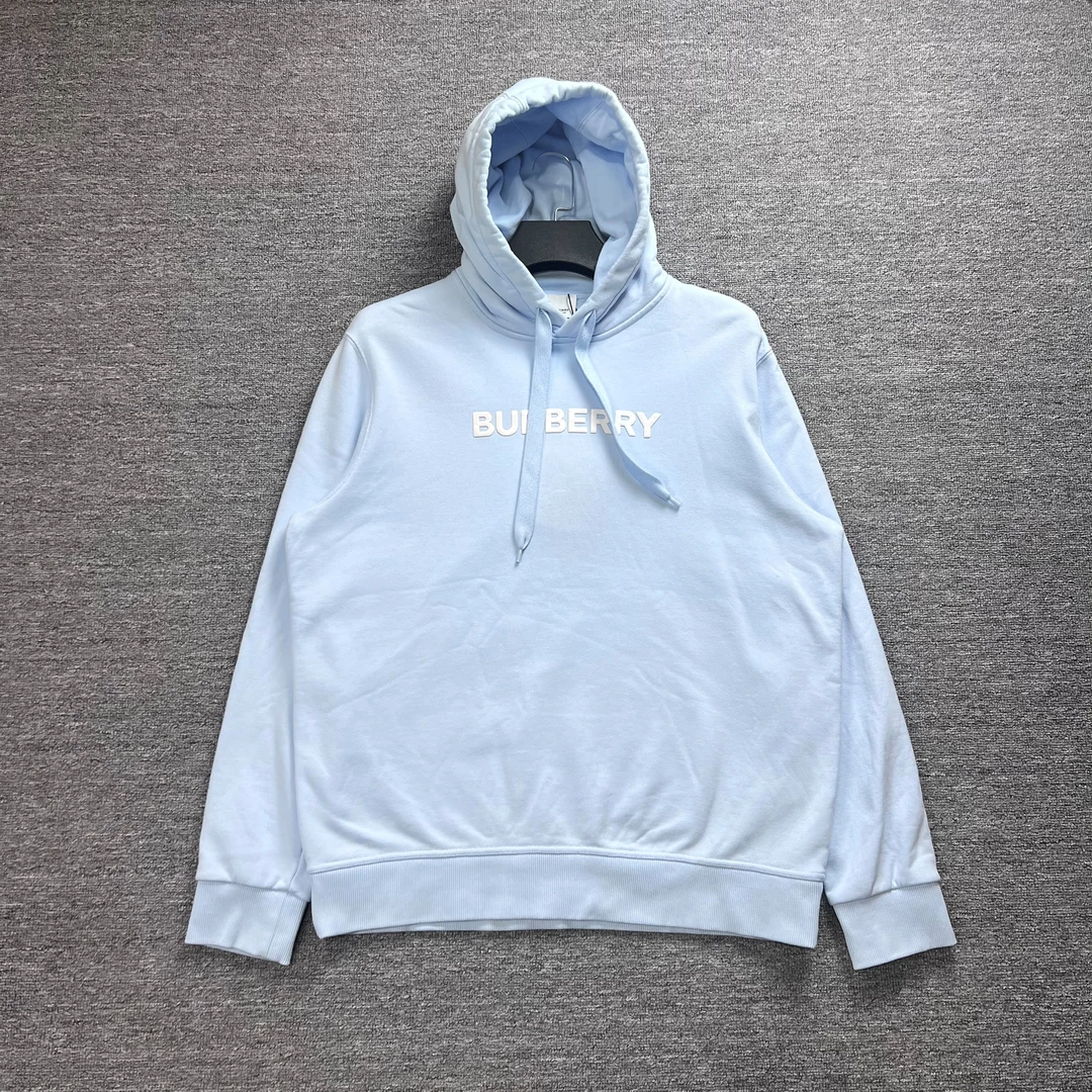 Burberry/巴宝莉天蓝色浮雕logo帽衫/L/99新/公价5400
