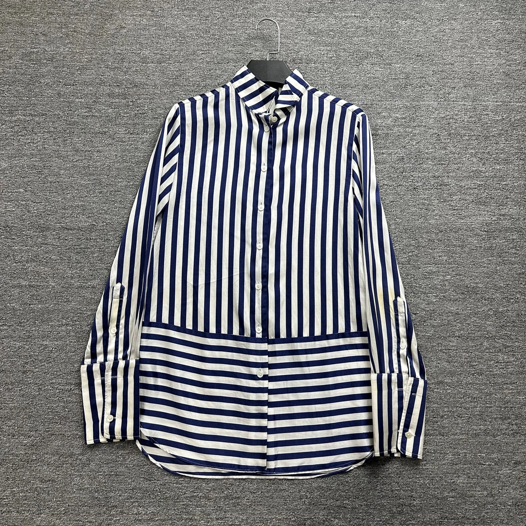 Burberry/巴宝莉条纹丝绸衬衫/uk2/9新/有瑕疵/公价3800