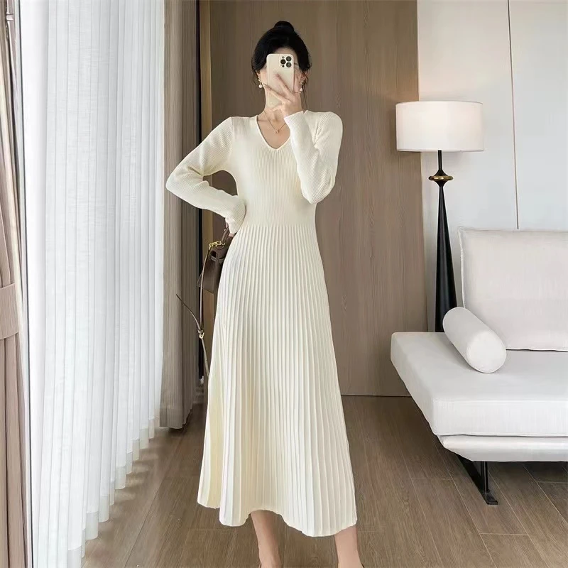 mulisha/穆丽莎配大衣针织连衣裙女高级感收腰内搭a字毛衣裙长裙