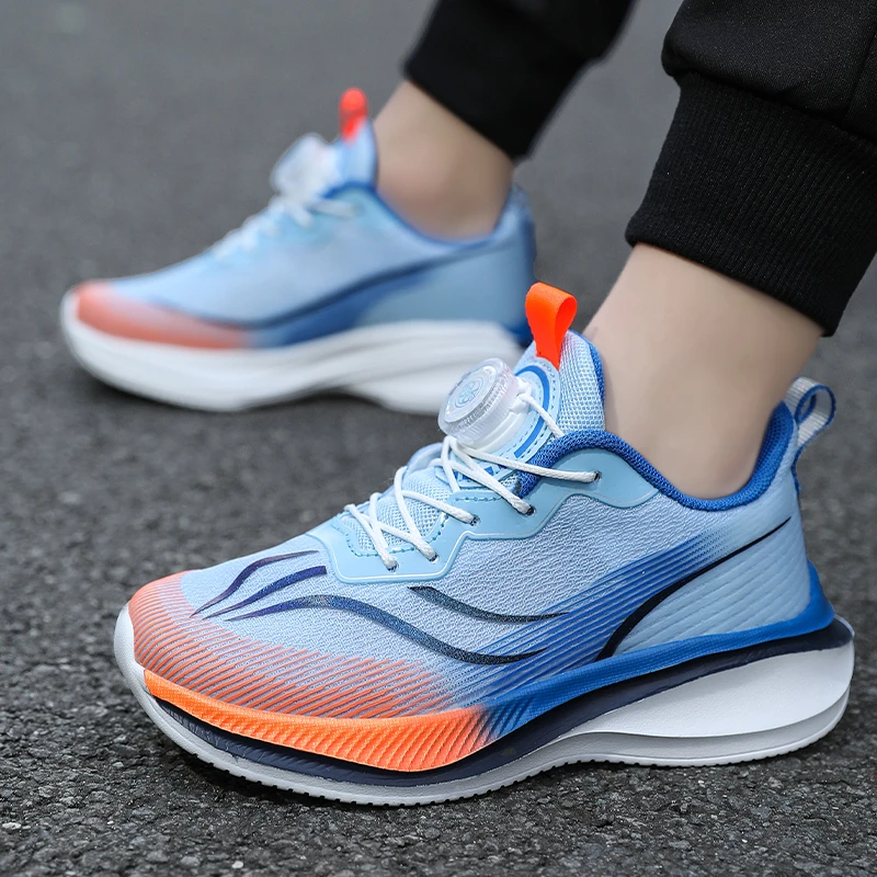 卡酷黄蜂赤兔男童跑鞋春夏新款透气超轻网面中大童男孩运动鞋软底