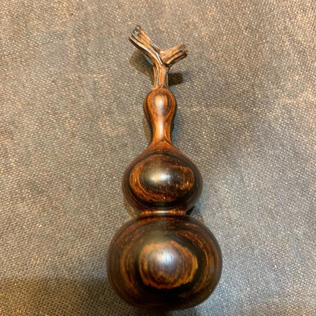 微凹黄檀精致手工雕刻龙头葫芦摆件