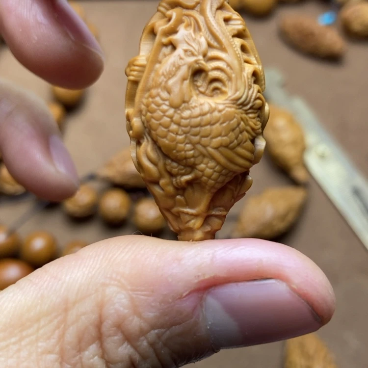 【闪购商品】橄榄核核雕胡*歌鸡守护