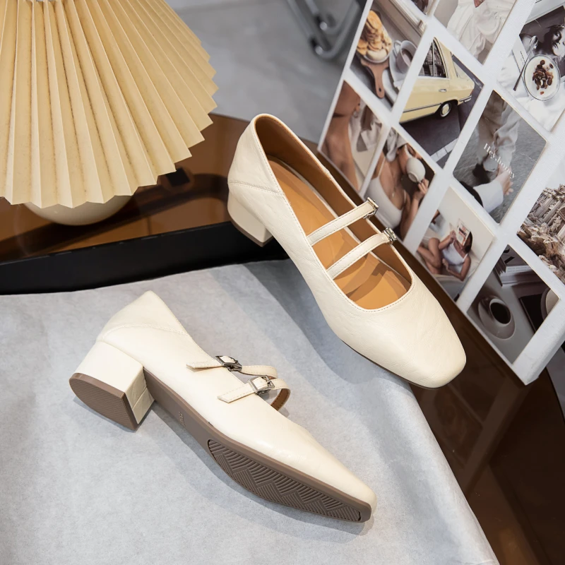 2025春季新款真皮单鞋女法式复古银色方头一字带粗跟玛丽珍女鞋