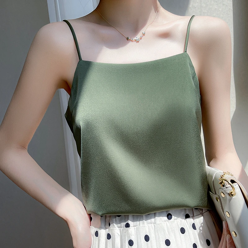 春夏款吊带背心女一字领白色时尚气质西装内搭无袖百搭纯色宽松版