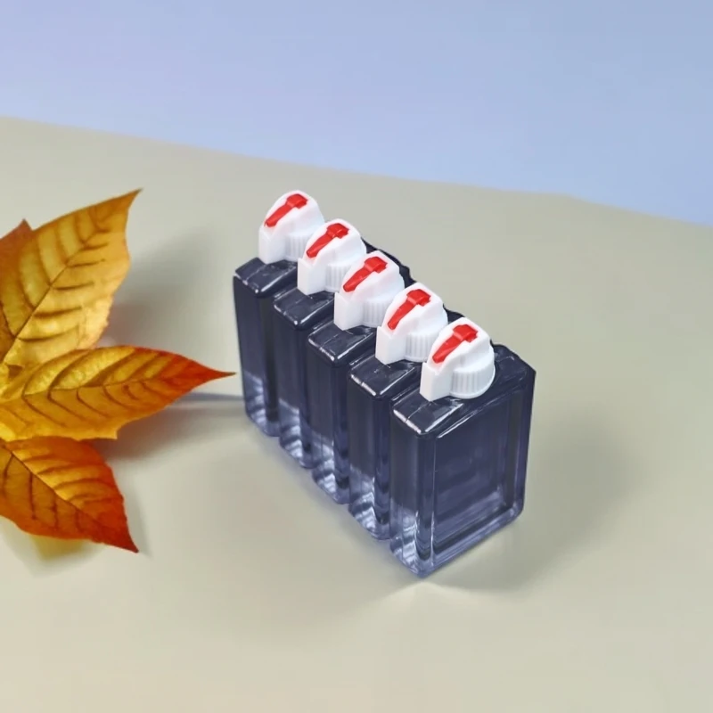 强子欧洲勉牌煤油打火机5瓶装一套黄铜双面浮雕打火机口粮5*30ml