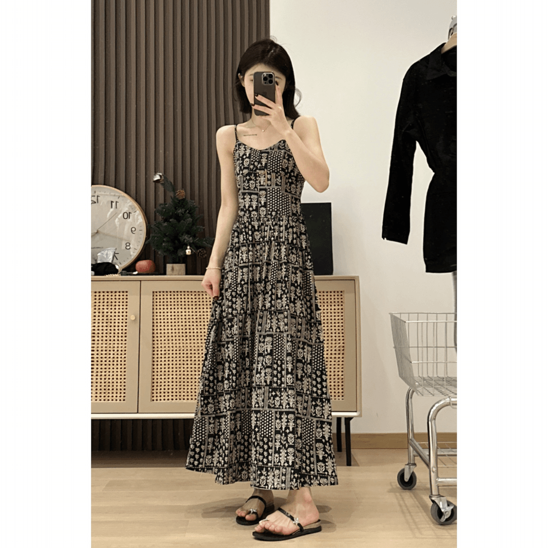 复古撞色吊带连衣裙2024春夏新款气质显瘦中长款印花裙H08