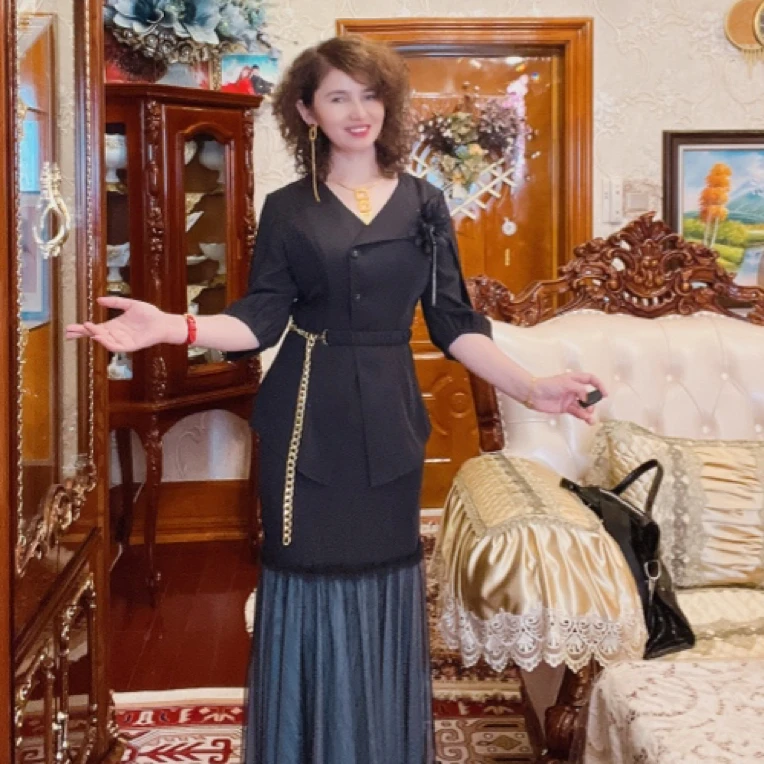 高档时尚套装 显瘦气质女装 优雅收腰修身套装