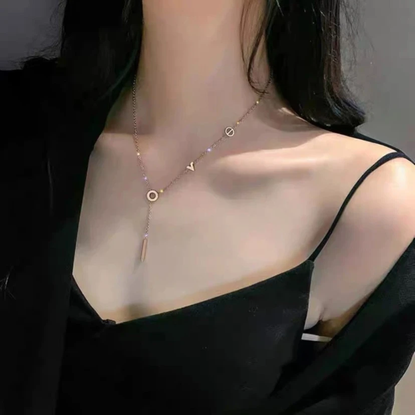 钛钢项链 LOVE字母流苏项链 轻奢YX气质时尚百搭