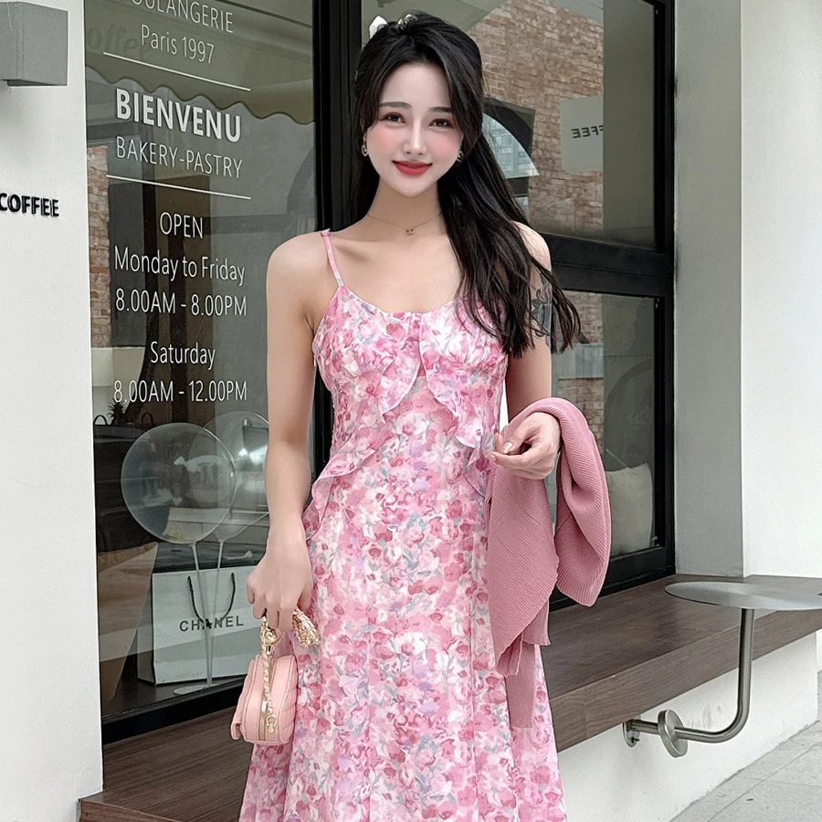 春夏款针织开衫碎花吊带高个子温柔沙滩连衣裙海边度假两件套装