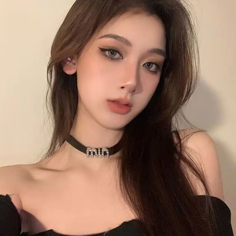 非金属皮质项链 酷辣字母choker项链项圈女脖颈链小众锁骨链轻奢