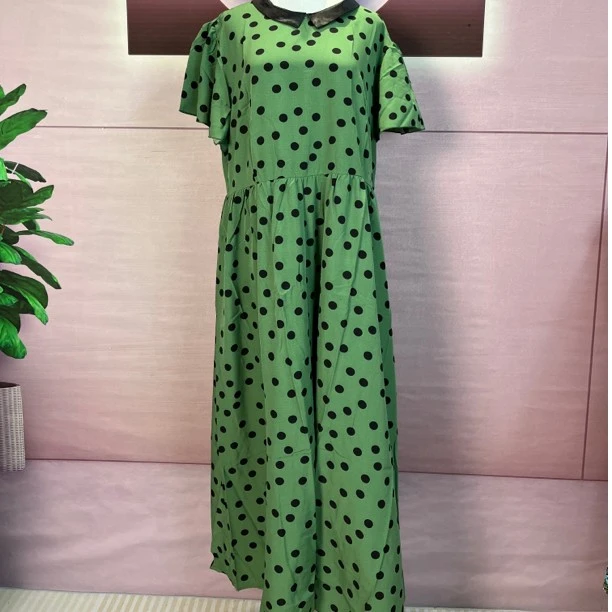2023夏季爆款女士绿色波点大码长裙洋气减龄风裙子圆领宽松