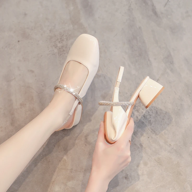 气质高跟鞋粗跟凉鞋一字带2420外出包头外穿凉鞋女款水钻夏季爆款