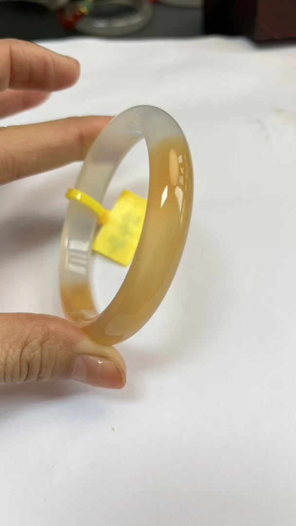 天然玛瑙玉石手镯时尚（多样性发货）