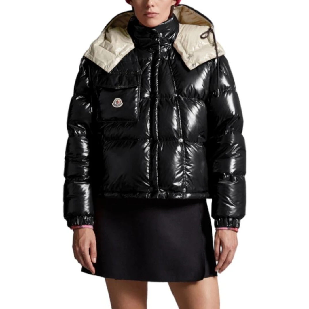 全新未使用 MONCLER Karakorum 短款衣袖可拆卸羽绒服 TP026581