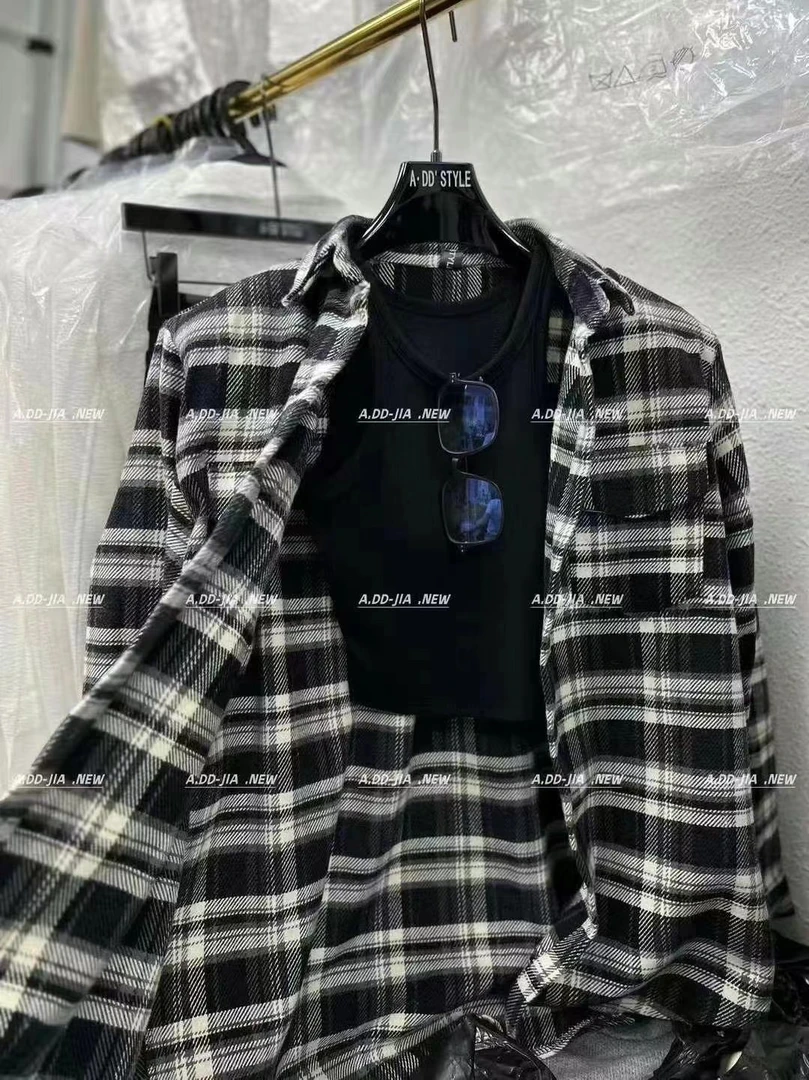 新款韩版后背印花字母加厚格子衬衫长袖上衣+带胸垫背心两件套