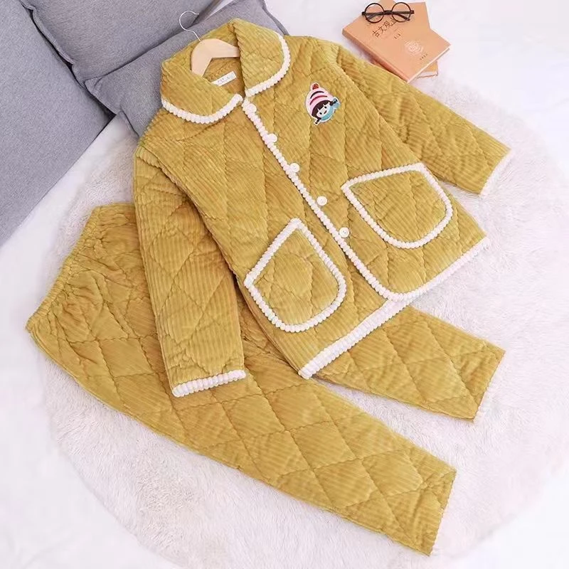 【福利款】女士冬季三层加厚法兰绒睡衣套装冬天保暖珊瑚绒夹棉袄