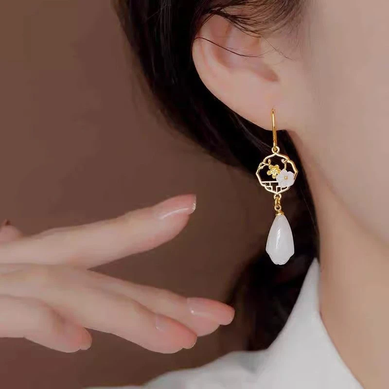 新中式花朵耳环女古风高级2025新款爆款高级感耳坠中国风宫廷耳饰