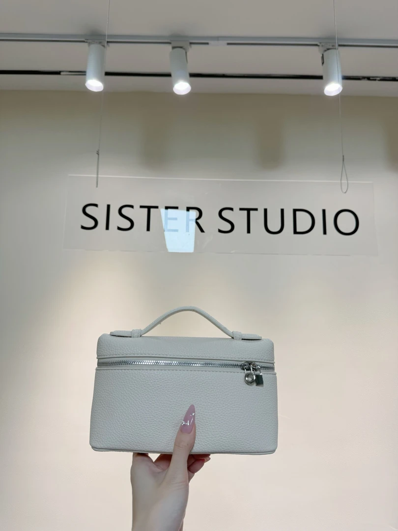 MIAO【饭盒包】极简斜挎手机包（无公仔挂件）