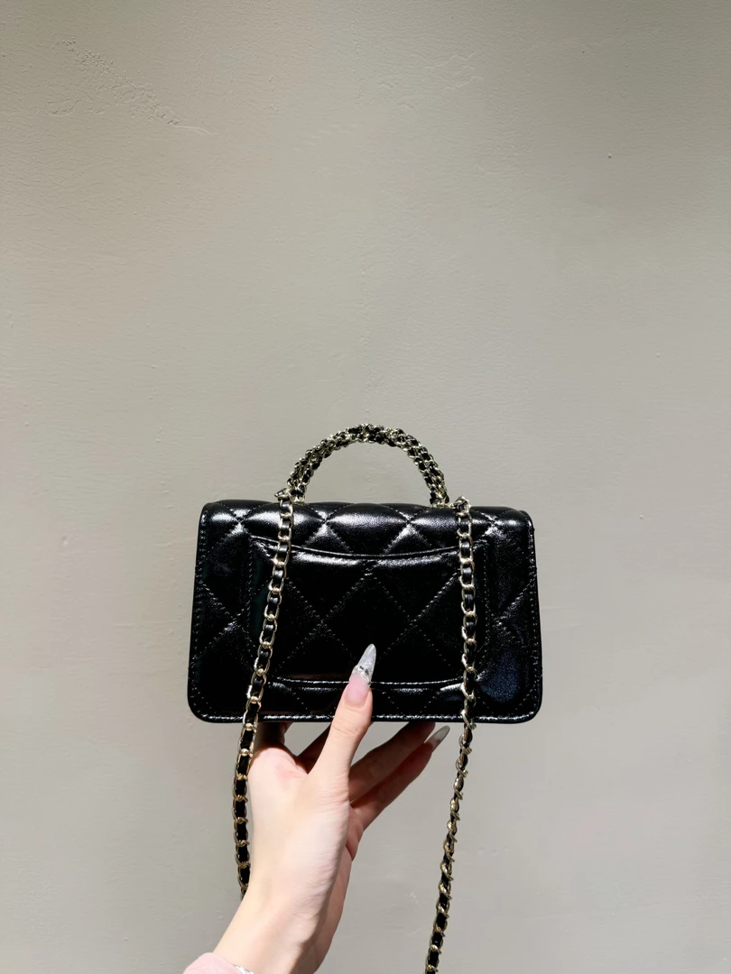 MIAO【24b交叉woc】时尚高级手柄斜挎包（无公仔挂件）