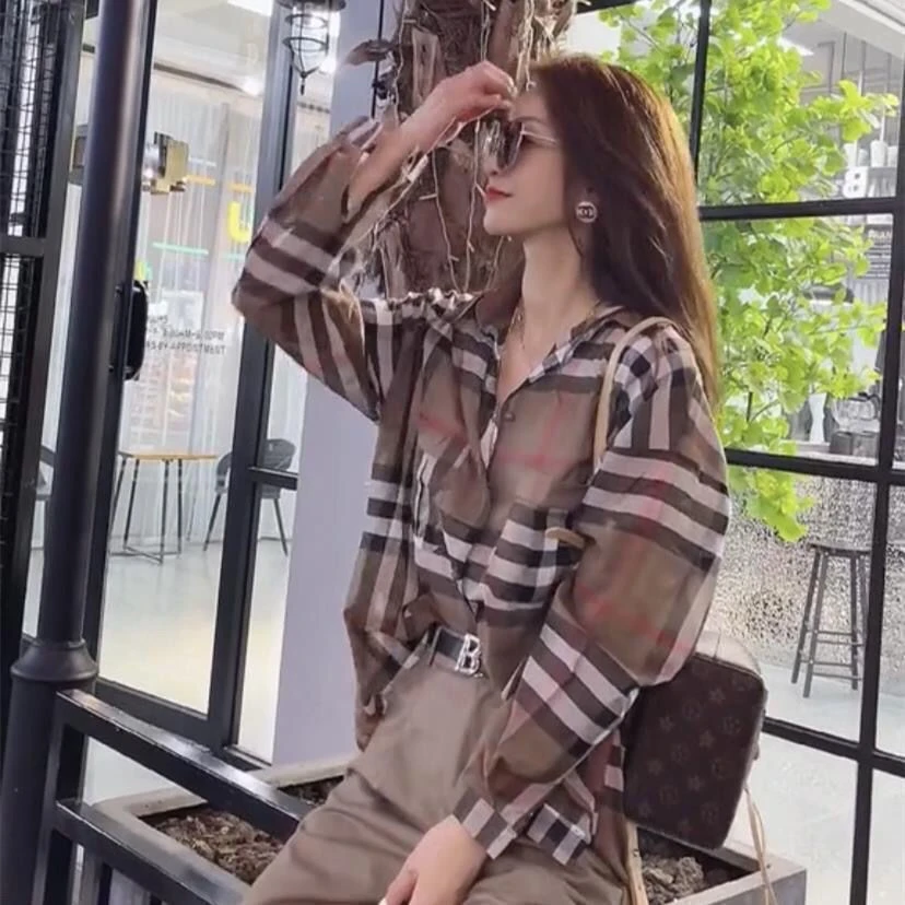网红格子衬衫2023新款春秋设计感小众气质长袖轻奢精品百搭防晒衣