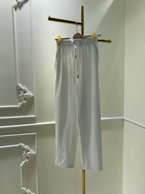 06-具显瘦的小神裤