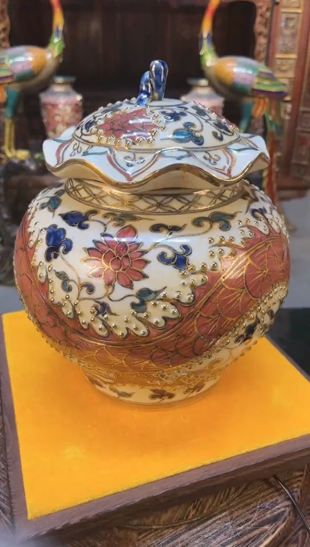 【闪购商品】瓷片309M现代陶瓷工艺品一个