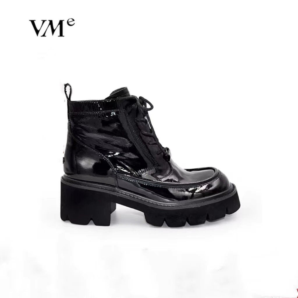VME/舞魅冬季时尚百搭厚底亮面黑色圆头系带单里马丁靴VS21D1001