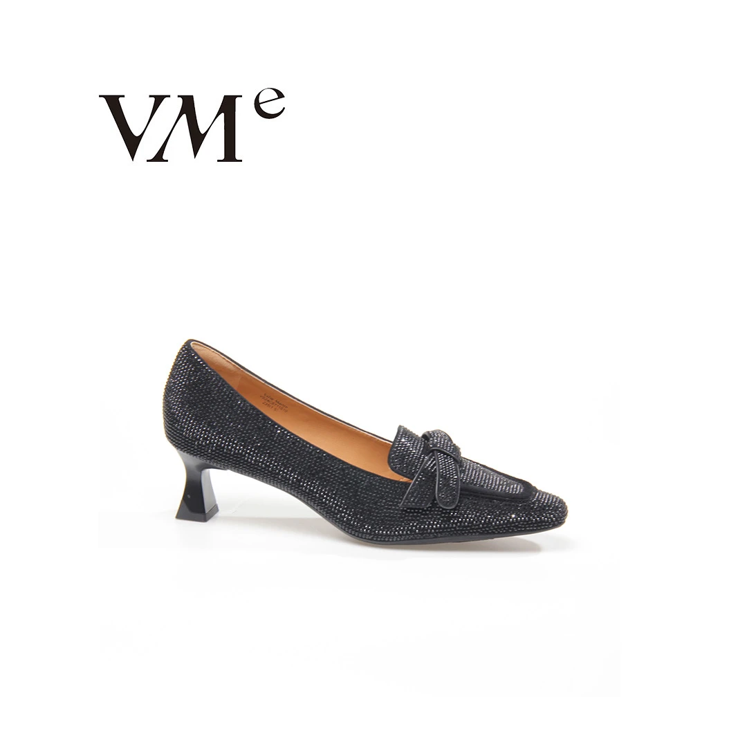 VME/舞魅新款时尚气质轻奢满钻浅口低跟尖头女士单鞋VS24C6711