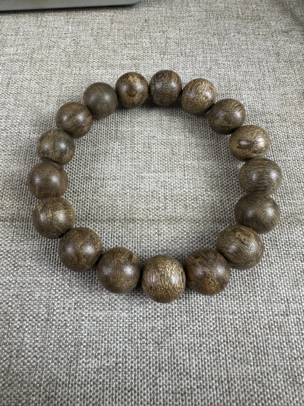 海南沉香黑油格单圈手串