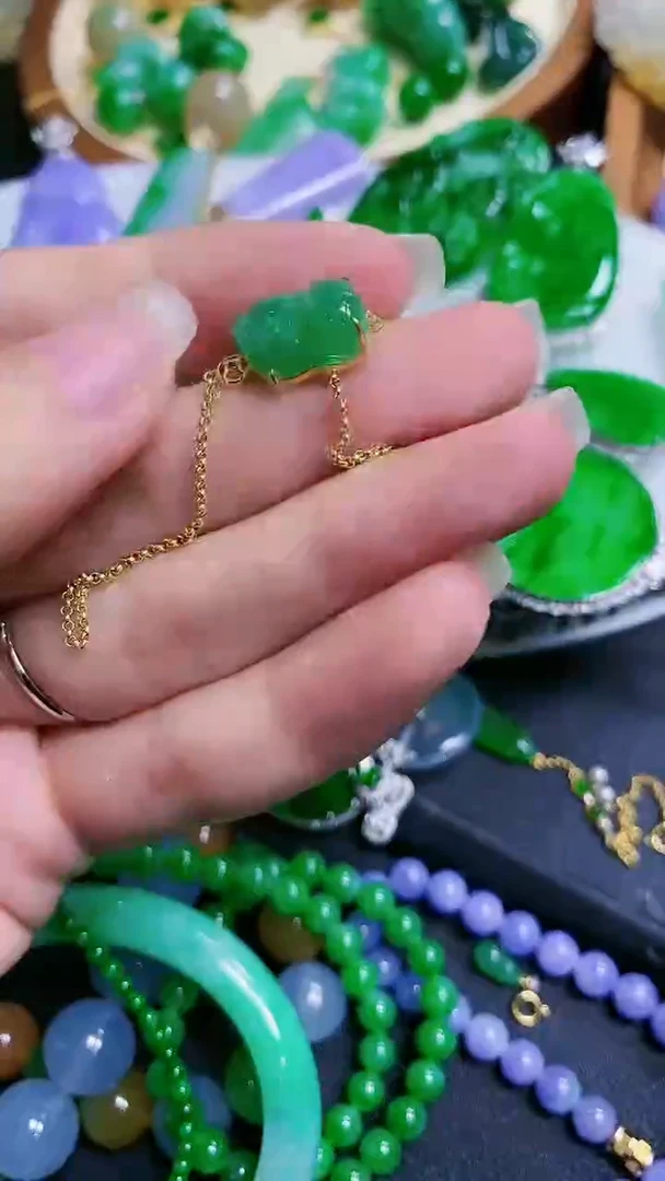 【闪购商品】定制翡翠18K金镶嵌手链