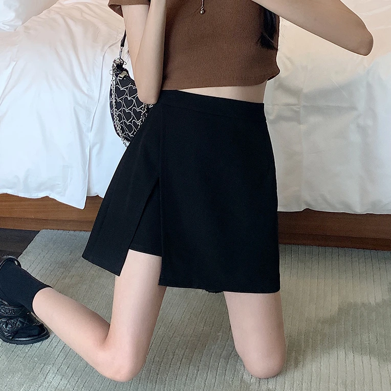 秋季黑色高腰炸街短裙百搭显瘦半身裙开叉不规则A字裙防走光裙子