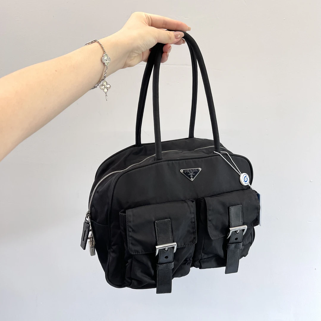 95新 Prada/普拉达 28降落伞尼龙手提单肩托特女包082904