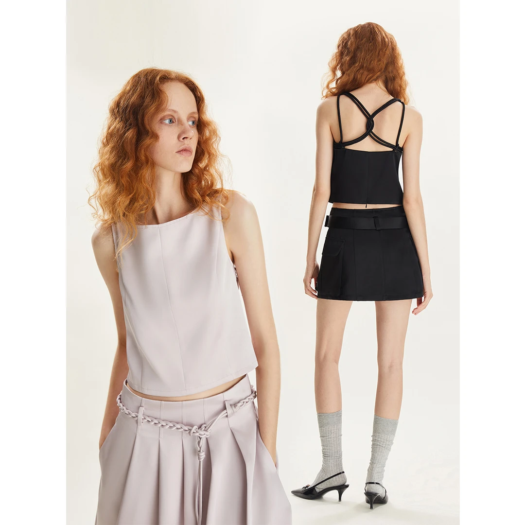 square circle方圆   露背立体绑带交叉设计光泽感缎面上衣三色