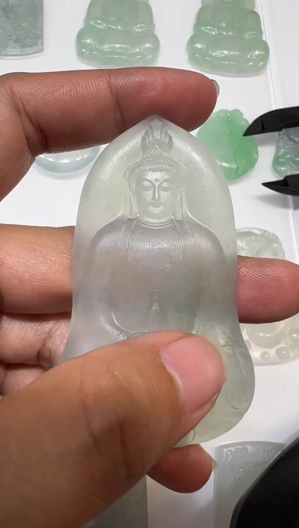 【闪购商品】定制翡翠未镶嵌素衣