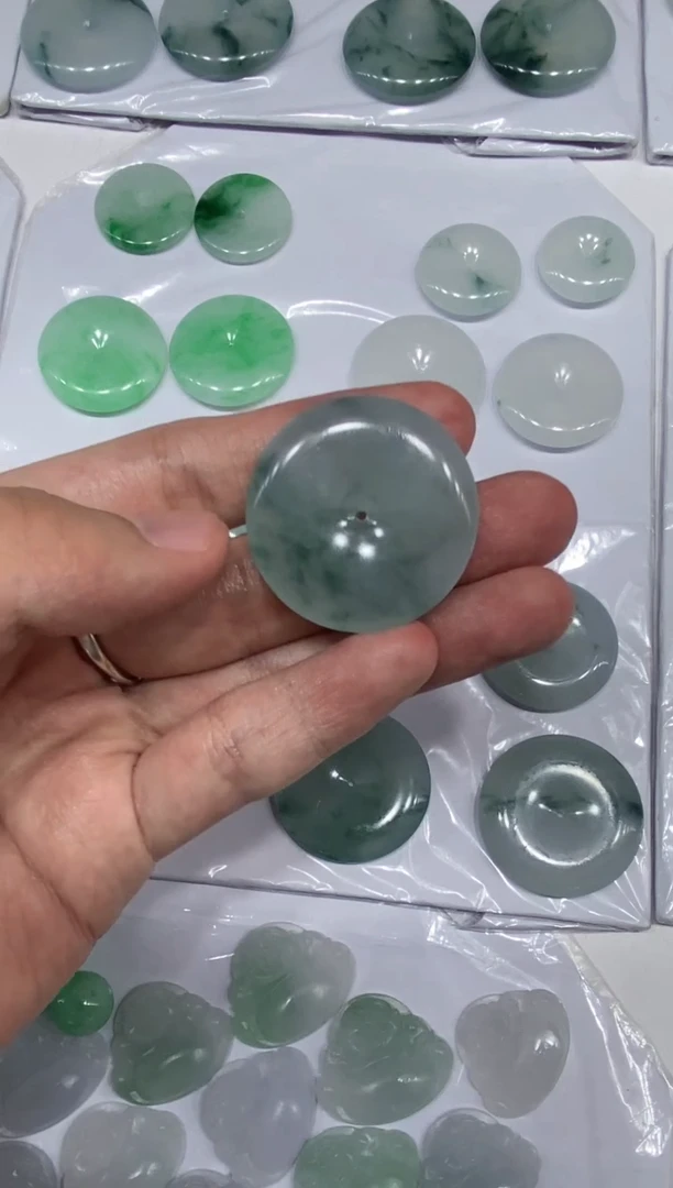 【闪购商品】定制翡翠未镶嵌扣子