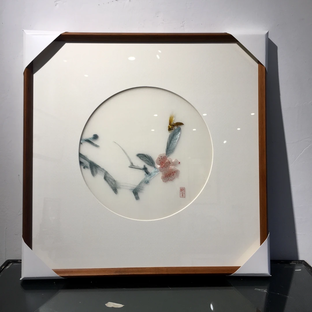 苏绣挂画荷花兰花梅花三联画沙发背景墙画纯手工刺绣画简约风