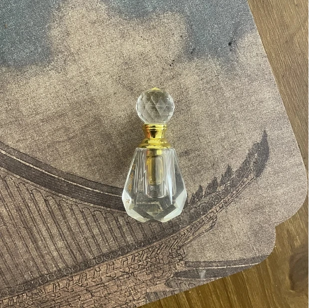 【沉水级】与众 古法乌身圆叶沉香精油原油 香薰花果蜜凉韵留香持久