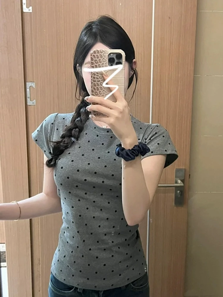 美式灰色高级感波点短袖t恤女夏季甜辣妹修身显瘦短款正肩小上衣