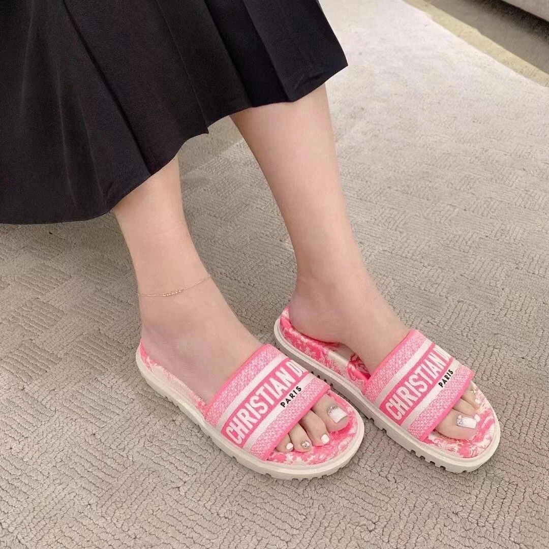 全新未使用 DIOR/迪奥 女士动物园玫红色一字拖厚底拖鞋 128871
