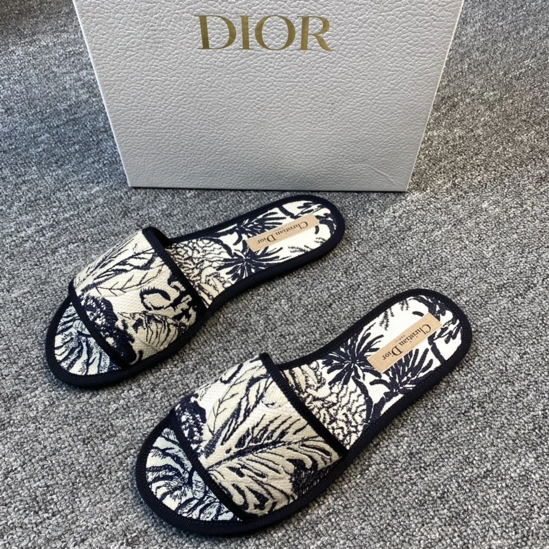 全新未使用 DIOR/迪奥 女士花园系列黑白织物鱼嘴拖鞋114732