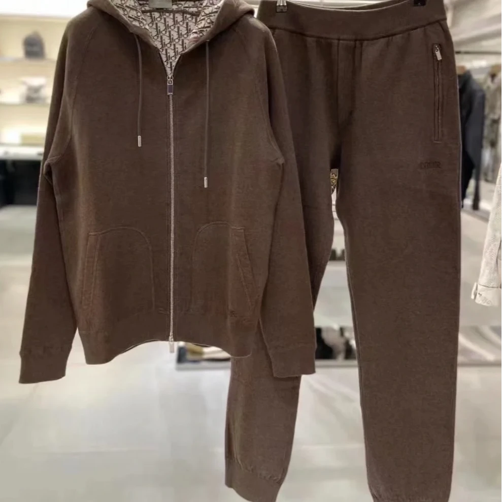 全新未使用 DIOR/迪奥 咖色刺绣logo卫裤124821显瘦运动时尚休闲