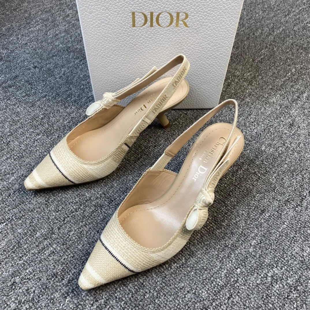 未使用 DIOR/迪奥 米黄色小猫跟114686高跟鞋女鞋