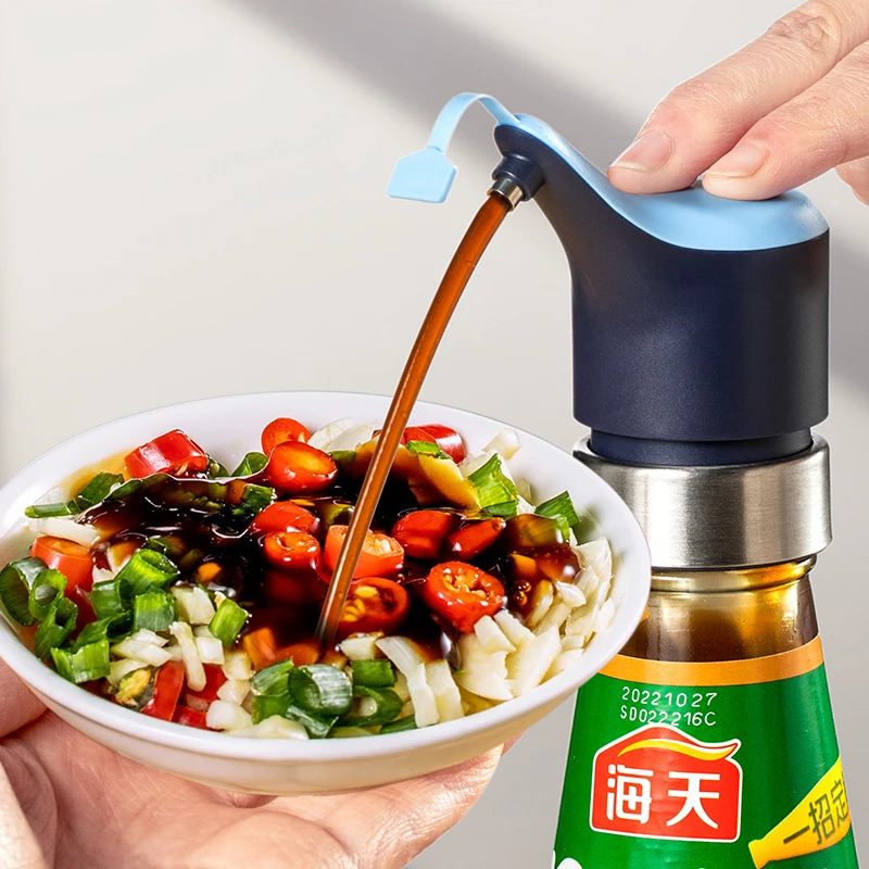 家用蚝油挤压器通用耗油按压嘴家用油瓶调料瓶泵头食品级专用定量