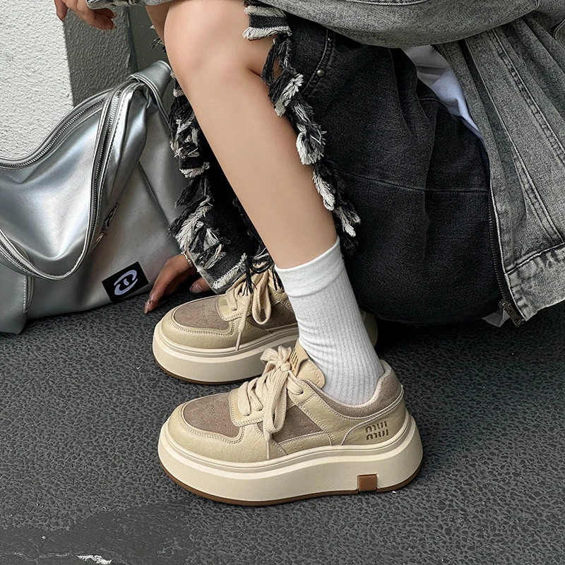 复古真皮厚底增高板鞋女2024年新款拼色牛皮休闲运动鞋爆款小白鞋