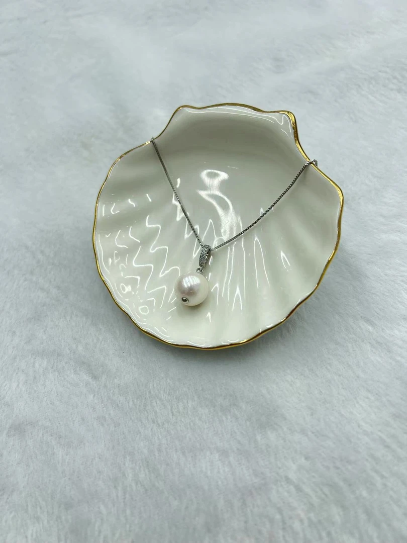 天然珍珠   淡水白龙珠经典气质款吊坠 066