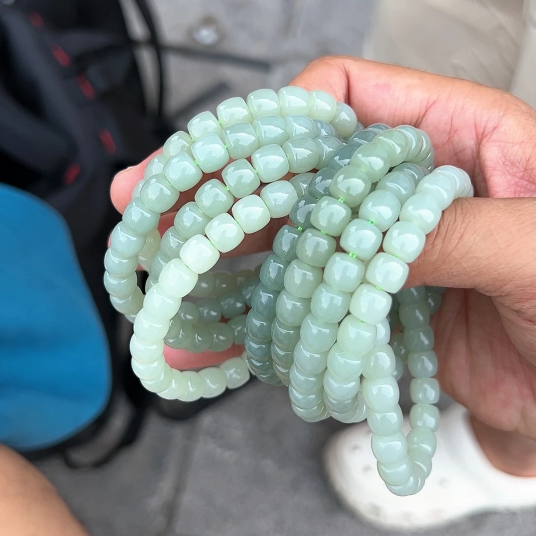 和田玉鸭蛋青粉青特细无结构手串未镶嵌