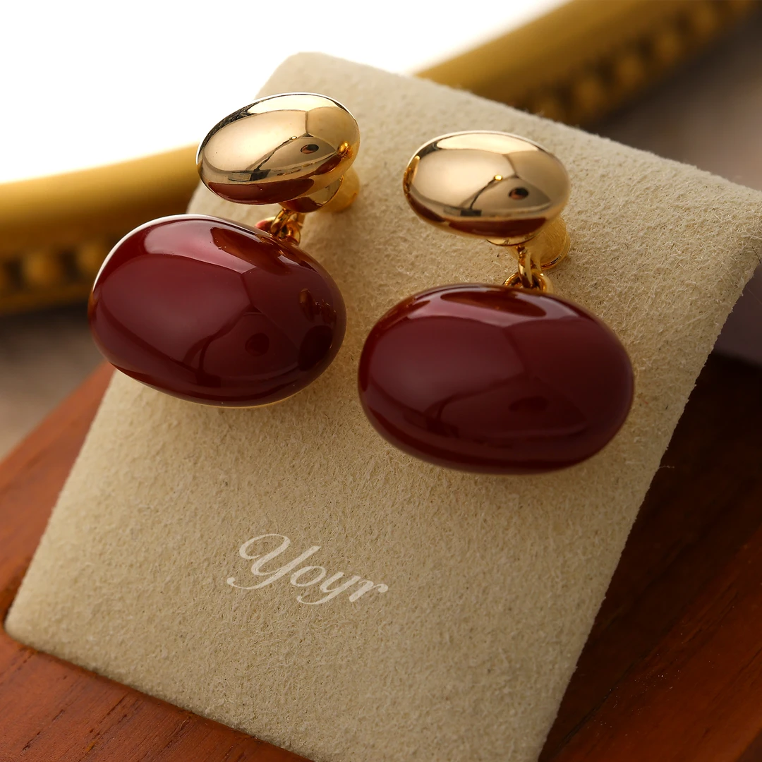 YOYR 铜合金耳饰 巧克力豆耳钉新年礼物红色喜庆秋冬氛围感耳环