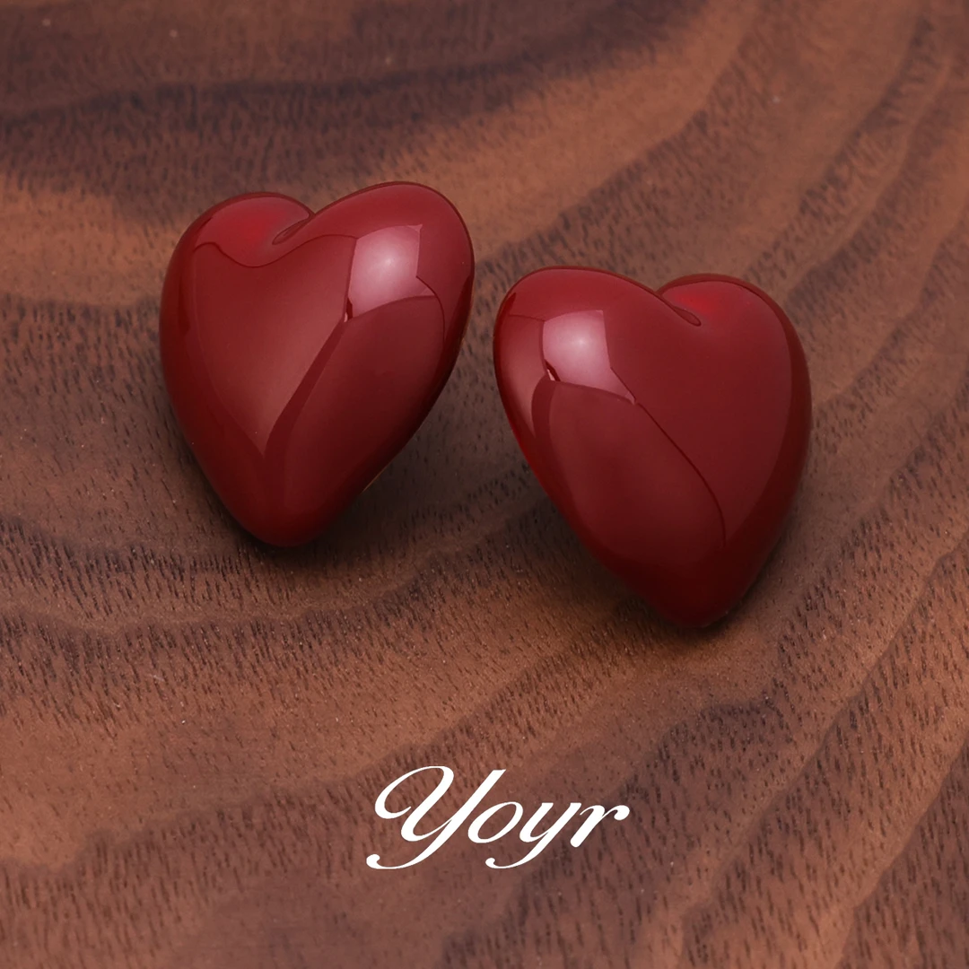 YOYR 铜合金耳饰 【黑衣人专属】大桃心耳钉百搭轻奢个性少女耳环