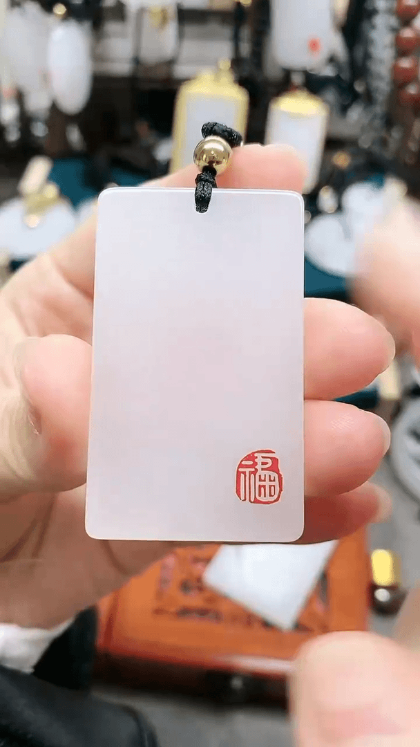 【闪购商品】石英质玉颈饰未镶嵌石英质玉