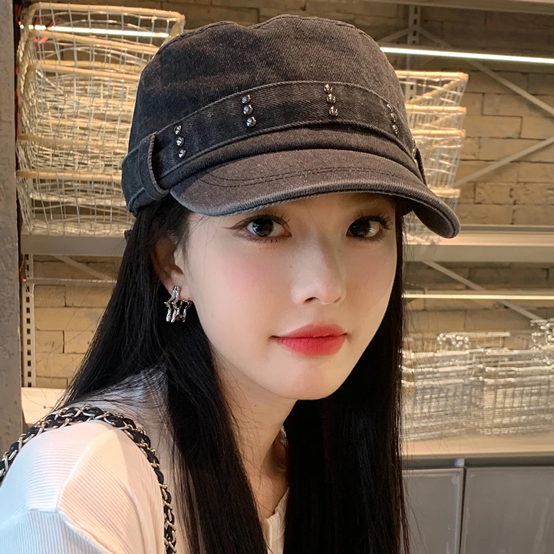新款秋冬复古牛仔平顶鸭舌帽水洗做旧百搭显脸小众铆钉大头围帽子